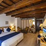 Otel Orologio