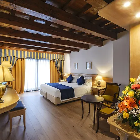 호텔 오롤로지오 4*